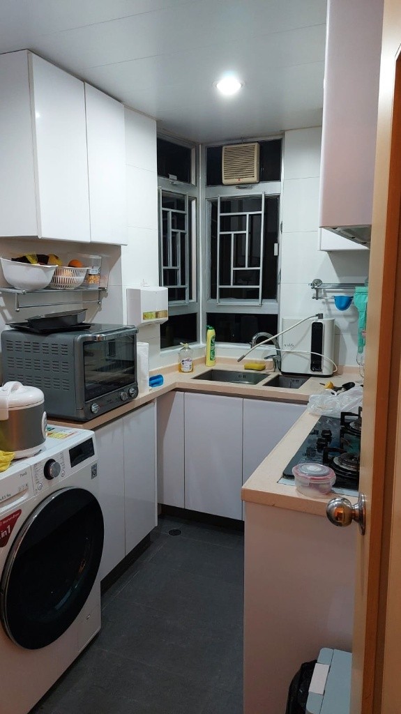 Fully Furnished Room in a 3BHK - Fortress Hill MTR station 3 minutes away - 北角 - 住宅 (整间出租) - Homates 香港