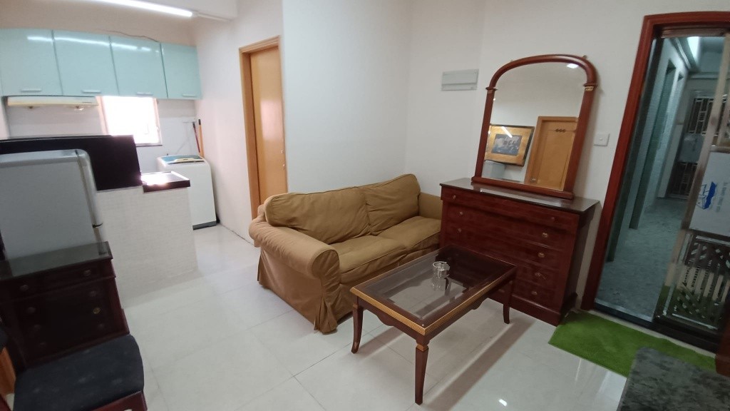 Prince Edward female Coliving space砵蘭街370A號耀中大廈 - Prince Edward - Flat - Homates Hong Kong