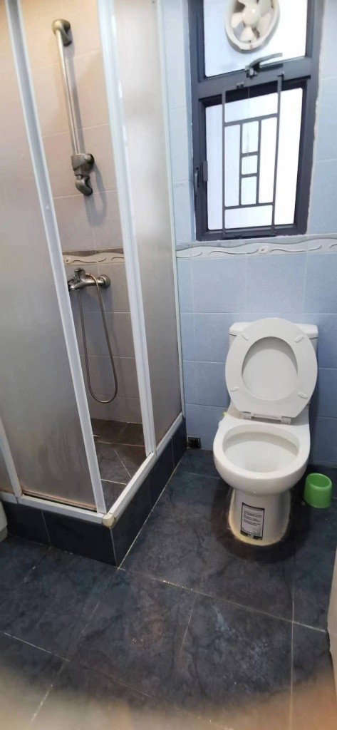 F016 Ma On Shan Female Coliving Space ( private Toilet @ Room)- RmD - Ma On Shan - Bedroom - Homates Hong Kong