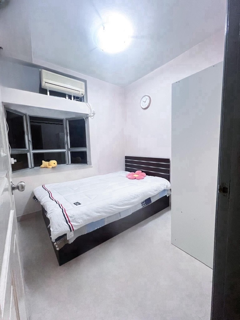 荃灣西私人屋苑700尺大屋合租介紹裡面有聯絡電話 - Tsuen Wan - Bedroom - Homates Hong Kong