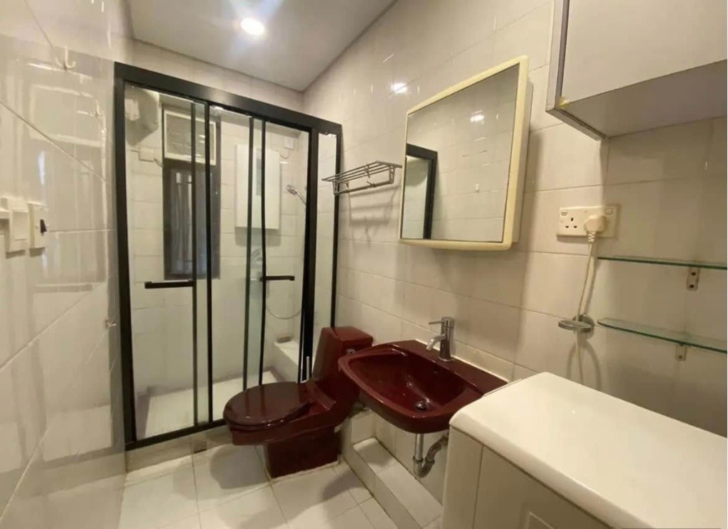 Female Flat share in Wanchai - No agency fee required.  - Wan Chai - Bedroom - Homates Hong Kong