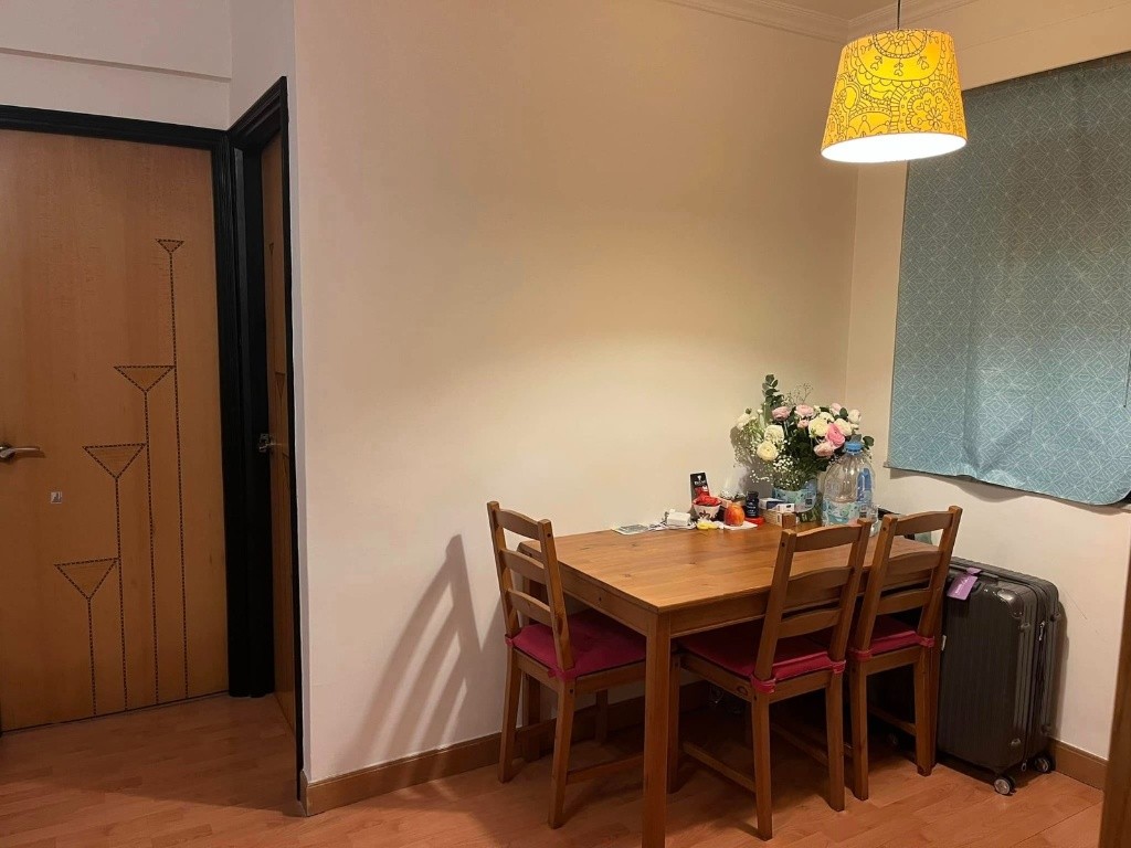 Female Flat share in Wanchai - No agency fee required.  - Wan Chai - Bedroom - Homates Hong Kong
