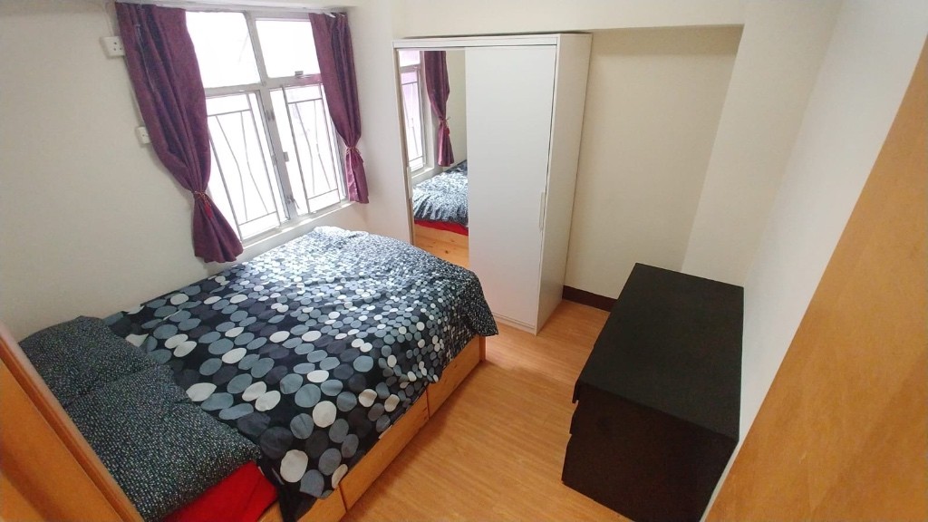 1 bedroom in a 3-room shared apartment in Mongkok - Mong Kok/Yau Ma Tei - Bedroom - Homates Hong Kong