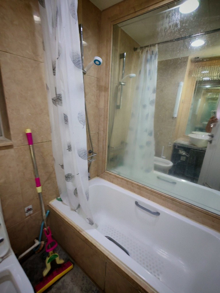 f09 Oceanaire Tower 2a-C cOLIVING SPACE FOR FEMALE(  private Toilet) - 馬鞍山 - 房間 (合租／分租) - Homates 香港