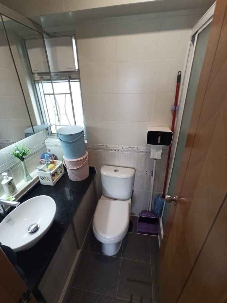 尋找女性室友 ，屯門區，一月中可入住，齊備傢俬電器，拎包入住。 - 屯門 - 房間 (合租／分租) - Homates 香港