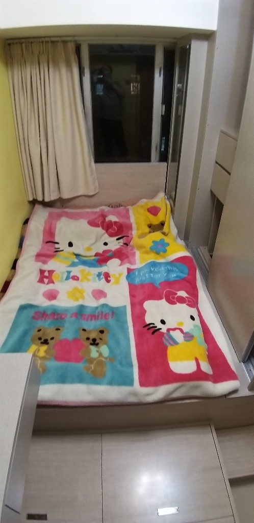 尋找女性室友 ，屯門區，一月中可入住，齊備傢俬電器，拎包入住。 - 屯門 - 房間 (合租／分租) - Homates 香港