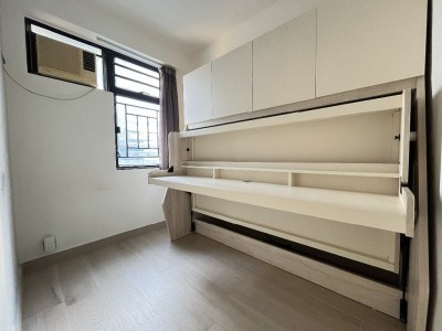 Hong Kong -  - 牛頭角道300-302號裕民中心2座