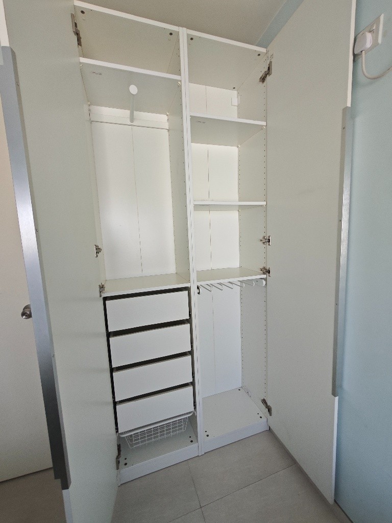 開揚交通方便新裝簡潔超大的單人房間 - 屯门 - 房间 (合租／分租) - Homates 香港