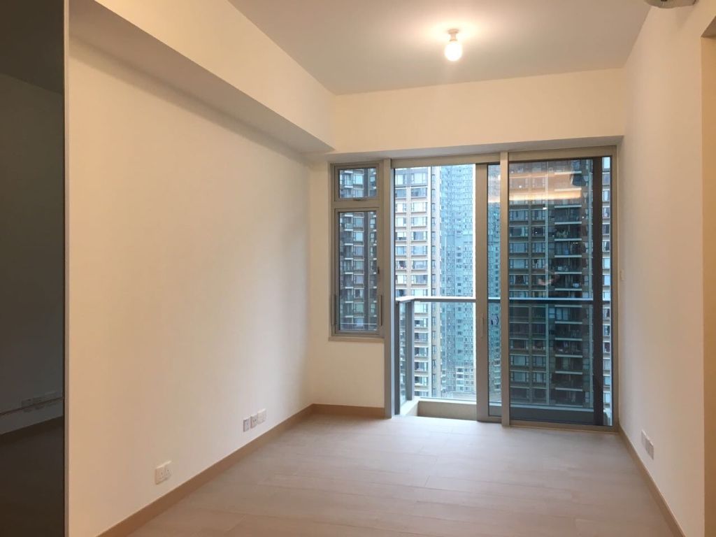 Ready to live new apartment (2 BR) - Tung Chung - Flat - Homates Hong Kong