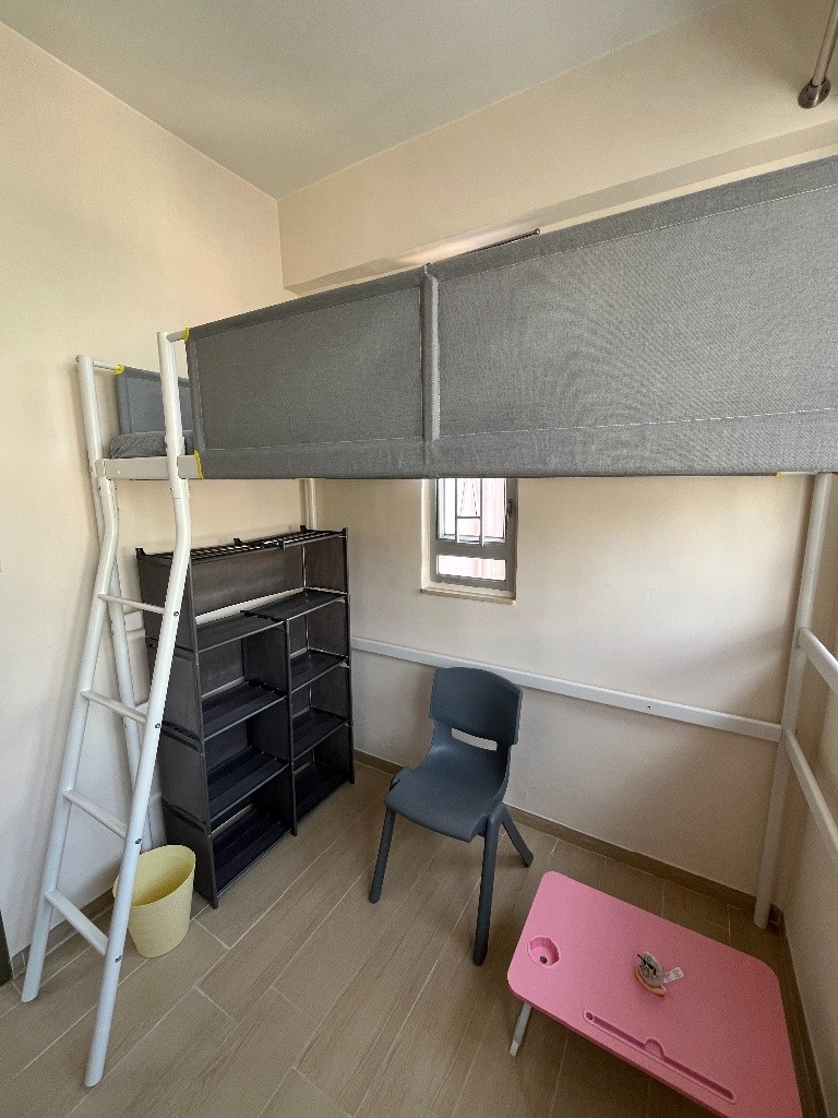6650.2975 WhsApp Two-bedroom unit with one empty room, newly renovated, available for separate rental or shared accommodation. High floor with roof. Utilities included. Excellent ventilation, clean an - Homates 香港