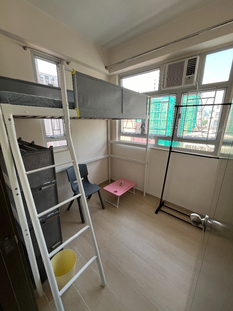 6650.2975 WhsApp Two-bedroom unit with one empty room, newly renovated, available for separate rental or shared accommodation. High floor with roof. Utilities included. Excellent ventilation, clean an - Homates 香港