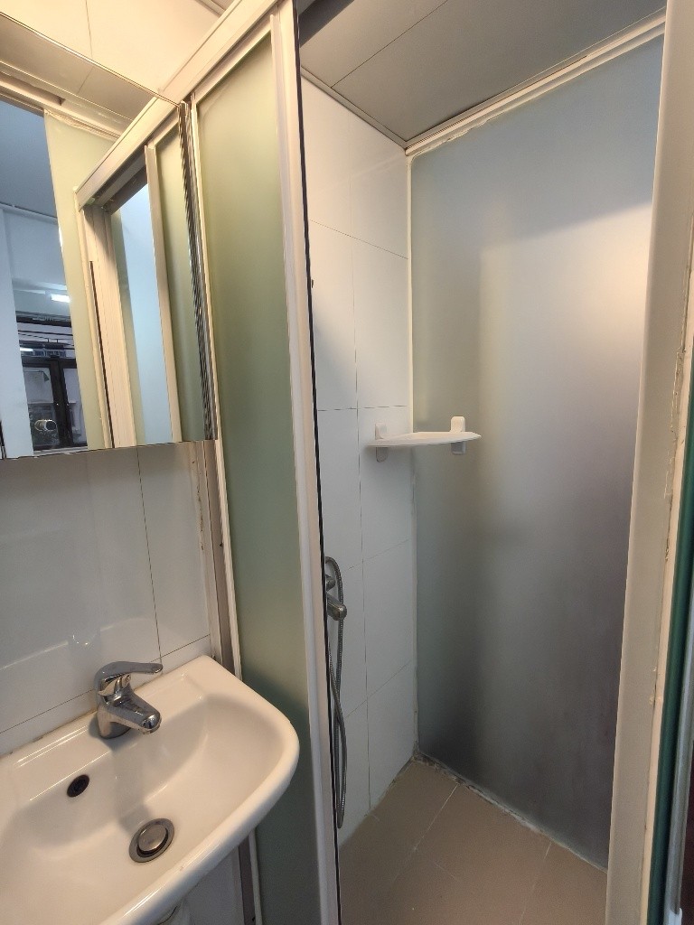 HKU Male students coliving room for rent. （）E004C） - 西半山 - 房間 (合租／分租) - Homates 香港