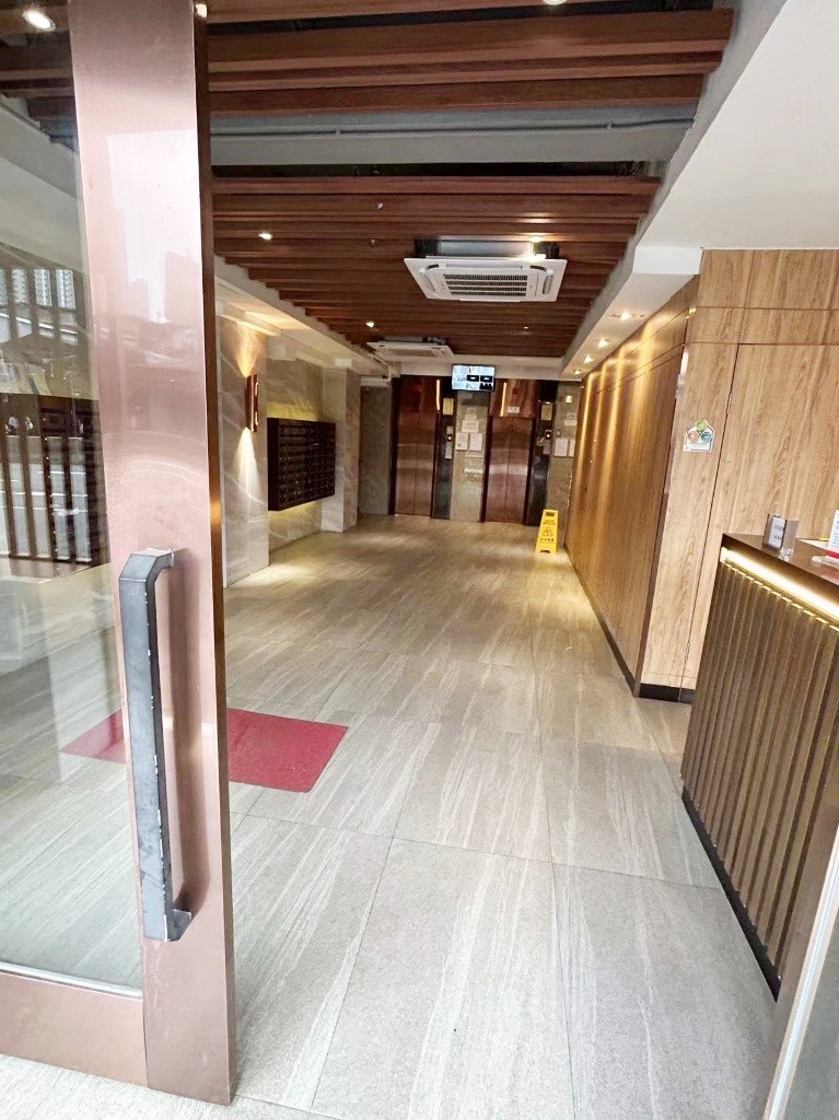 D002 C Yau Ma Tei Female Coliving apartment  - 旺角/油麻地 - 房間 (合租／分租) - Homates 香港