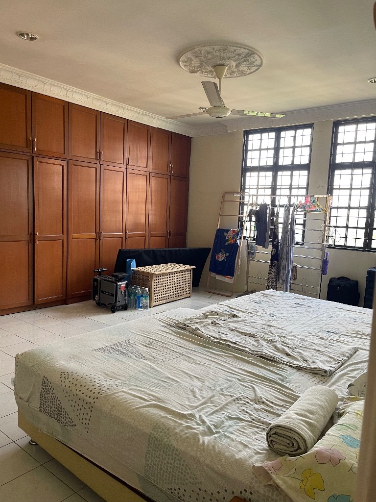 Seri Kembangan Room for rent -  - Bedroom - Homates Malaysia