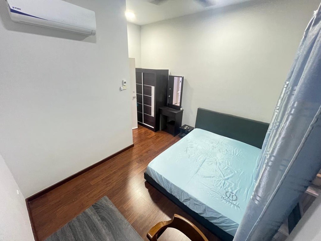 The Andes Middle Room for rent -  - Bedroom - Homates Malaysia