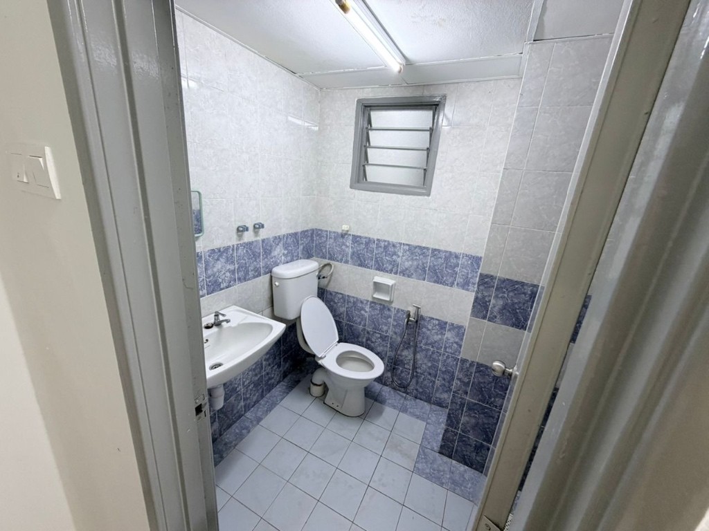 Cozy Room Near MRT @ Pelangi Damansara – RM680 (Female Only, All Bills Included) -  - Bedroom - Homates Malaysia