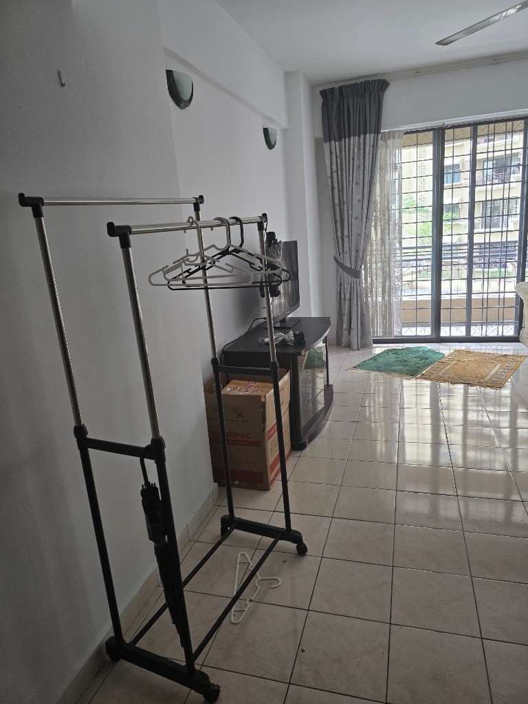 Vista komanwel c room for rent student -  - Bedroom - Homates Malaysia