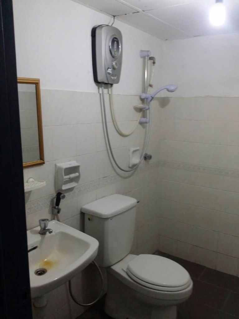 Pantai hillpark phase 2 middle room fully furnished - Federal Territory of Kuala Lumpur - 房间 (合租／分租) - Homates 马来西亚