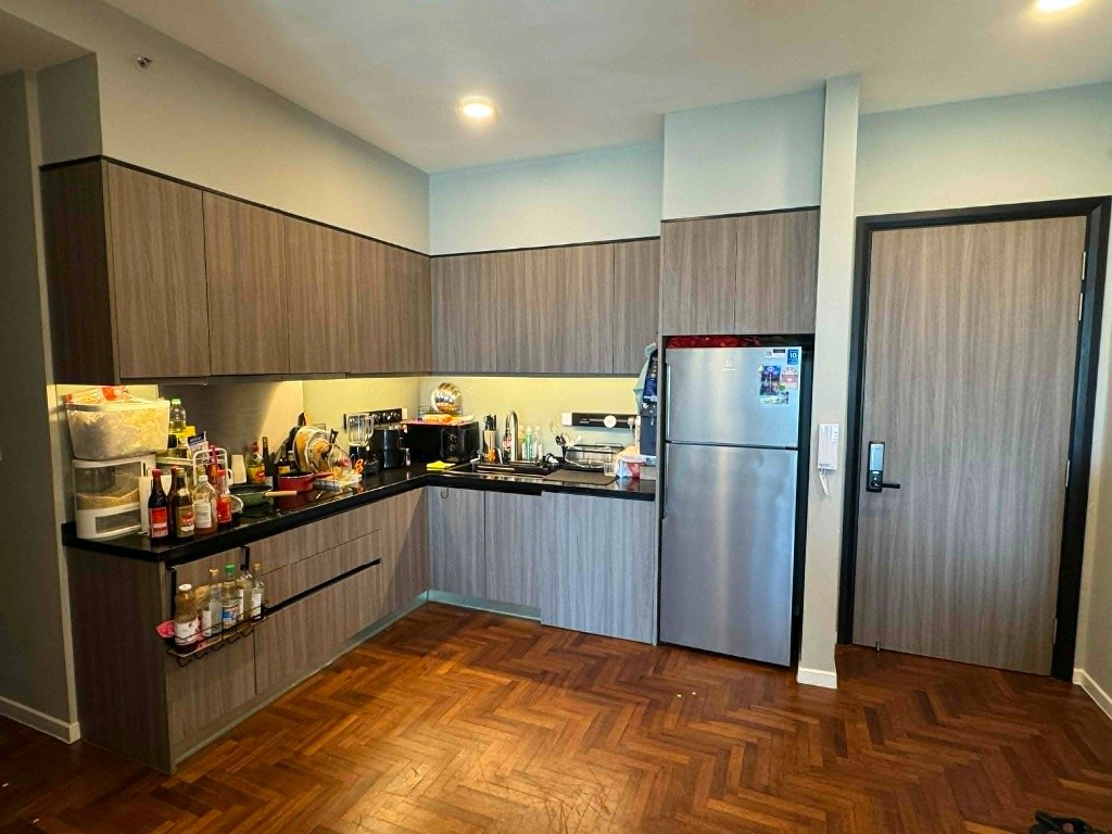 Middle Room for Rent — Fully Furnished 3R2B Condo (876 sq ft), Old Klang Road -  - Bedroom - Homates Malaysia