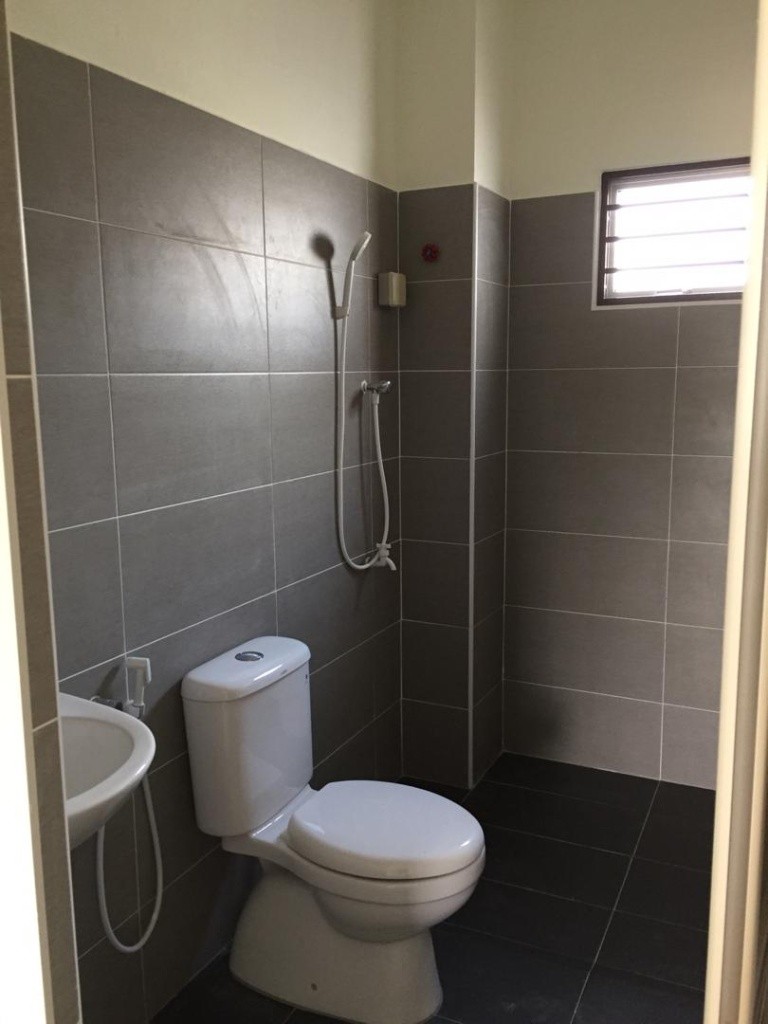 Double Storey house for rent 新山双层排屋出租 - Jalan Dedap, Taman Johor Jaya - Johor - 住宅 (整间出租) - Homates 马来西亚