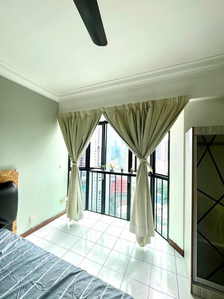 City Living Made Easy 🏙️ Room 2 Min Walk To LRT PWTC and Sunway Putra Mall 🛍️🛒 - Wilayah Persekutuan Kuala Lumpur - 房间 (合租／分租) - Homates 马来西亚
