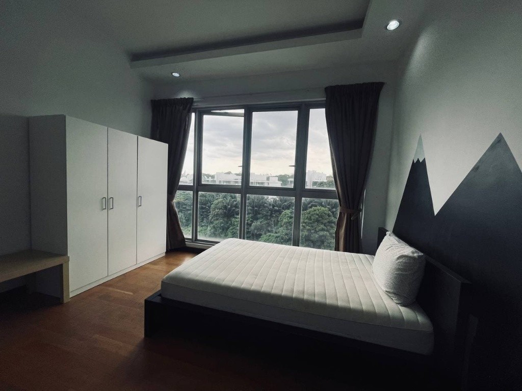 Experience Luxury 🪄: Room for Rent in Condo with Rooftop Infinity Pool Views! 🌟🏡🏊‍♂️ - Wilayah Persekutuan Kuala Lumpur - Bedroom - Homates Malaysia
