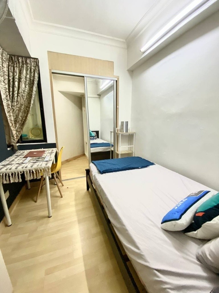 Spacious Room with Ample Storage 📦 Near LRT 🚄 Your Perfect Haven for Convenience and Comfort! 🪄 - Wilayah Persekutuan Kuala Lumpur - 住宅 (整間出租) - Homates 馬來西亞