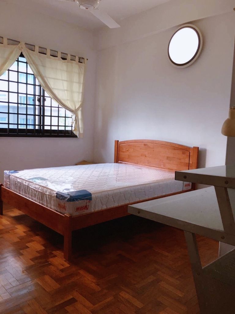 碧山/玛丽蒙公寓普通房 - Bishan 碧山 - 分租房间 - Homates 新加坡