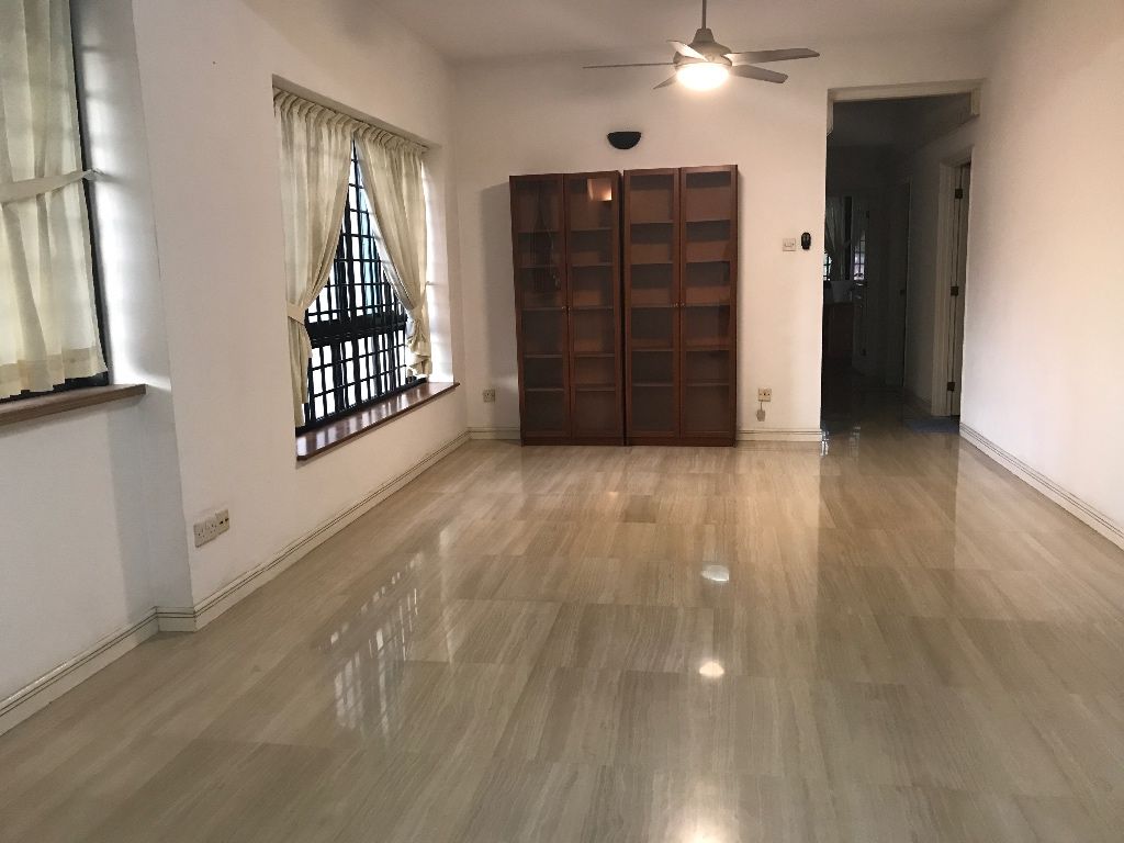 碧山/玛丽蒙公寓普通房 - Bishan 碧山 - 分租房间 - Homates 新加坡