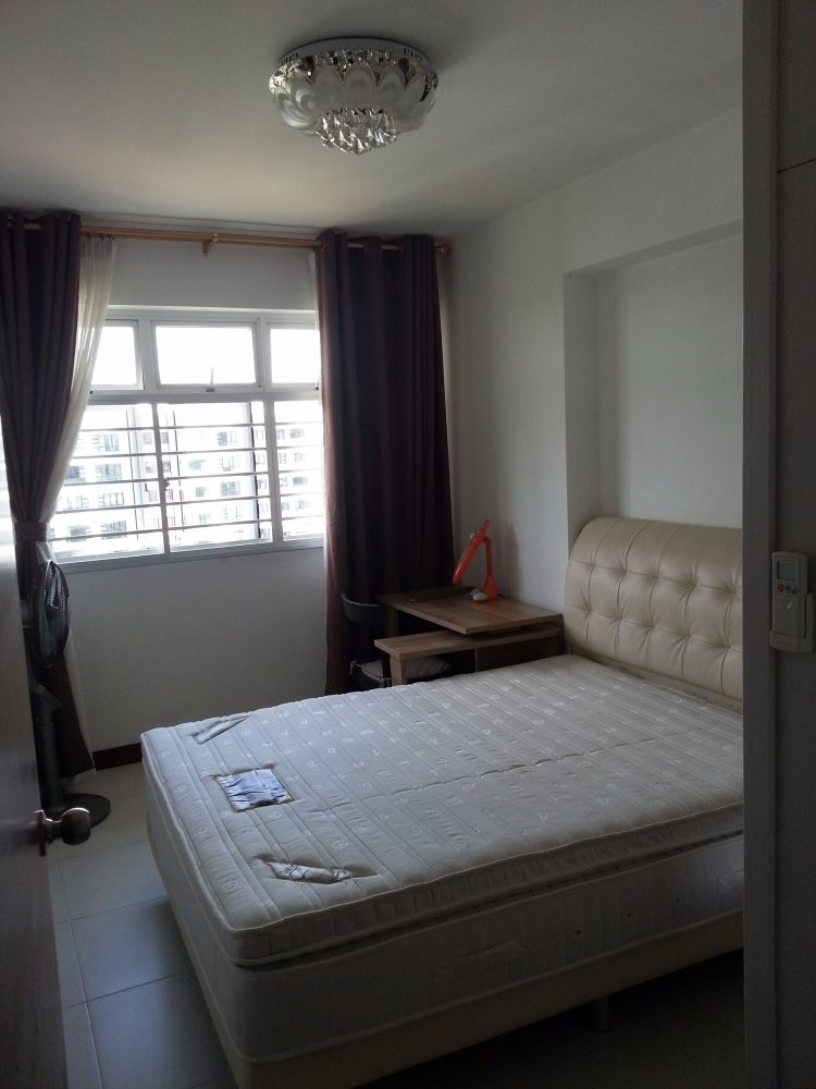 Blk 318 B YISHUN AVE 9单间房出租 - Yishun 义顺 - 分租房间 - Homates 新加坡