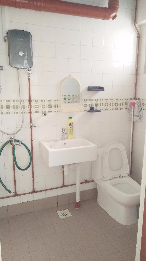BLK 352 CHOA CHU KANG COMMON ROOM FOR RENT - Choa Chu Kang 蔡厝港 - 分租房间 - Homates 新加坡