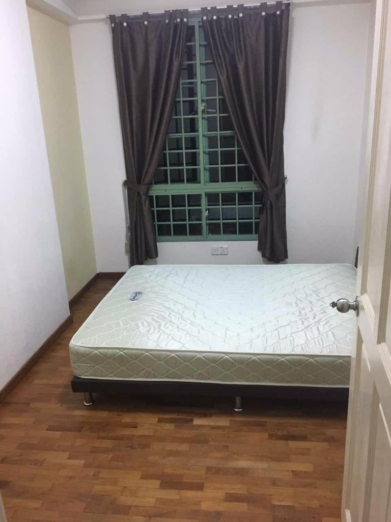 Sunny Spring,No 50 Geylang Lorong 40. - Paya Lebar - Bedroom - Homates Singapore