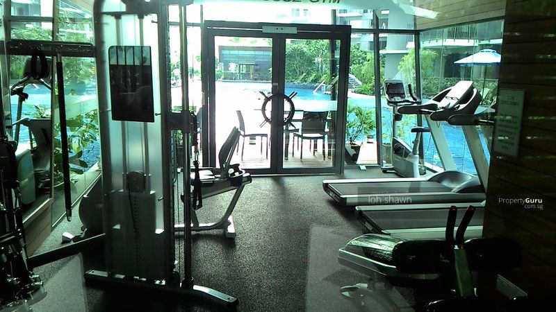 Master room condo with balcony @Hougang - Hougang - Bedroom - Homates Singapore