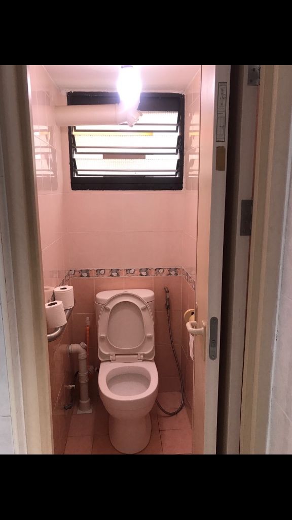 出租普通房间 - Bedok 勿洛 - 分租房間 - Homates 新加坡