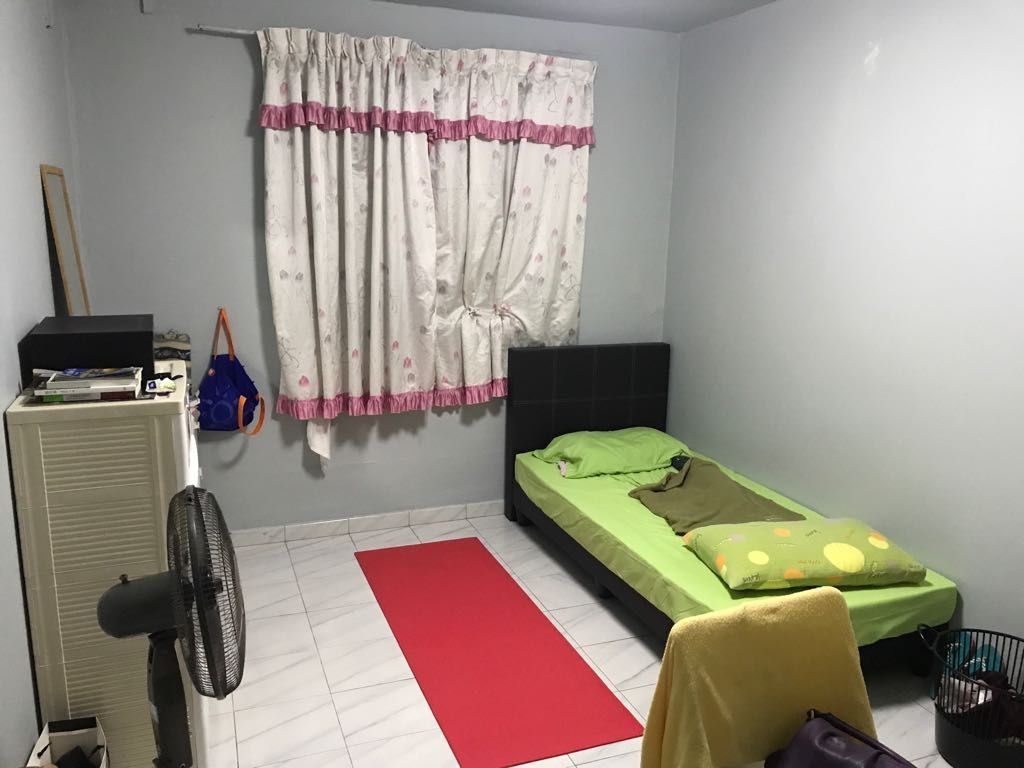 Bukit Batok room for rent - 3mins to mrt - Bukit Batok - Bedroom - Homates Singapore