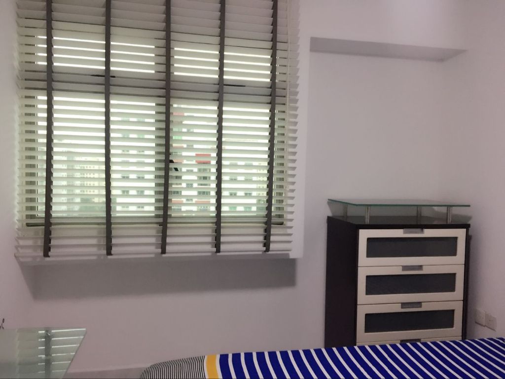 榜鹅公寓式组屋豪华普通房 仅限女生  - Punggol 榜鹅 - 分租房间 - Homates 新加坡