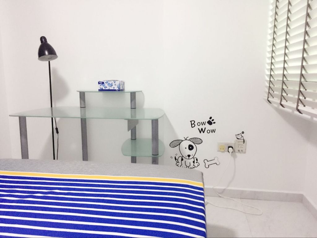 榜鹅公寓式组屋豪华普通房 仅限女生  - Punggol 榜鹅 - 分租房间 - Homates 新加坡