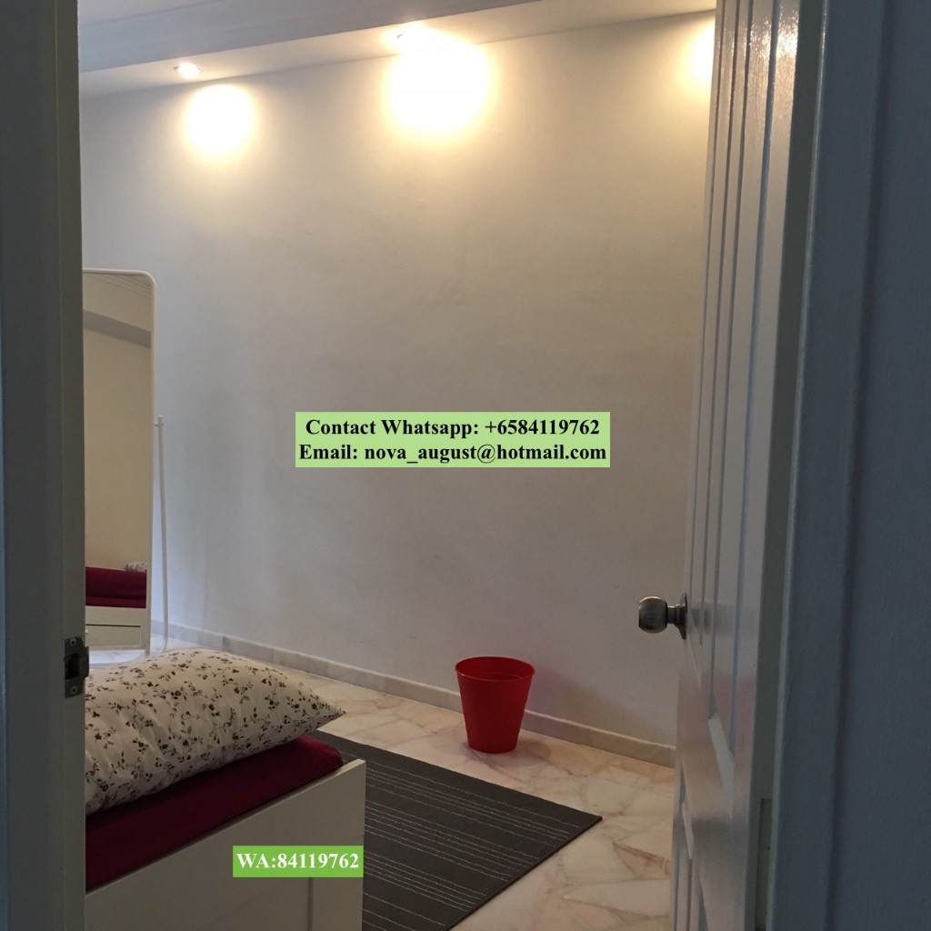 AIRY BRIGHT CONVENIENT ROOM RENTAL @ ALEXANDRA - Redhill - Bedroom - Homates Singapore