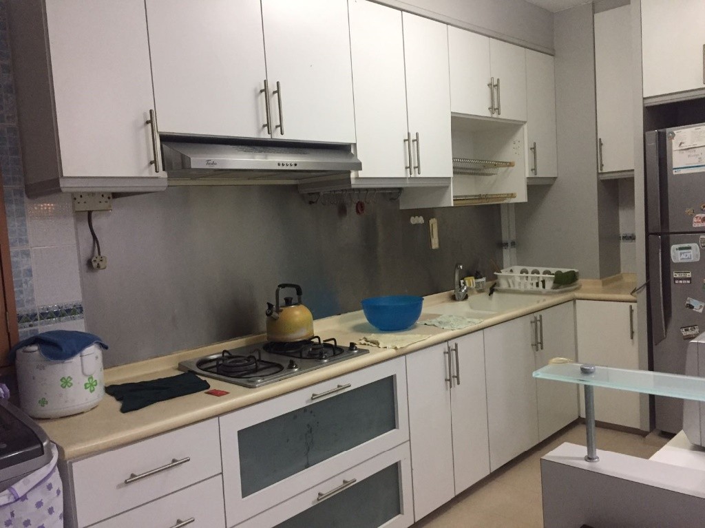 FULLY FURNISHED 1 master bedroom with aircon, bed and wardrobe at Sengkang Blk317B - Sengkang - Bedroom - Homates Singapore