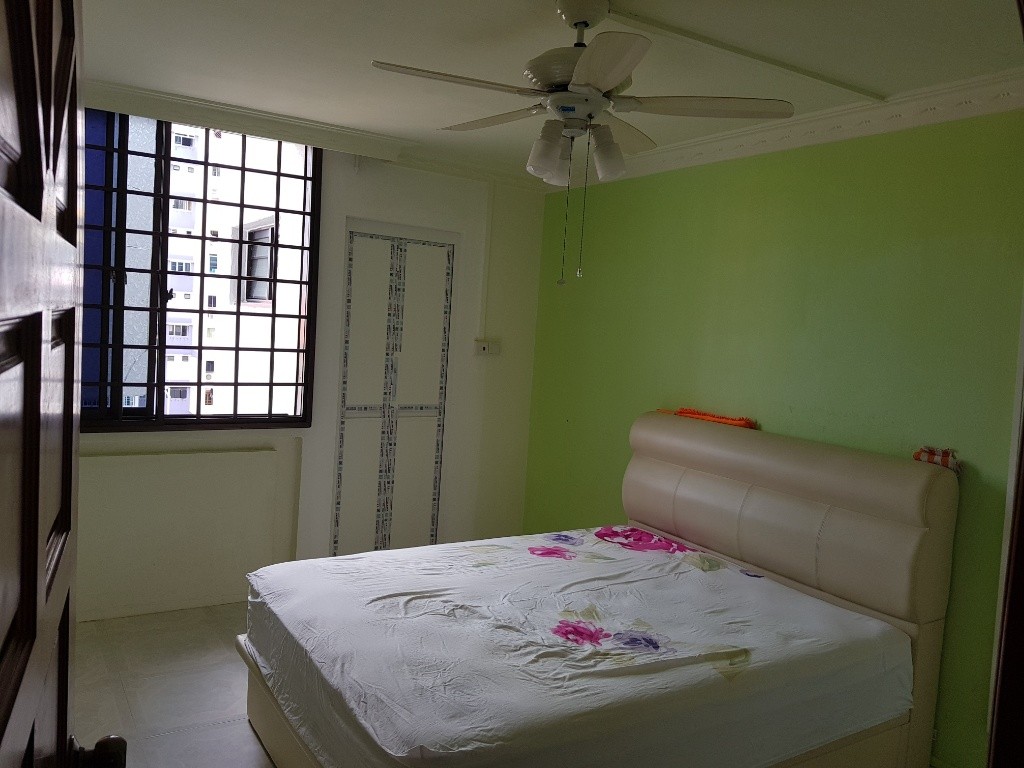 166勿洛南（BEDOK SOUTH AVE 3）两巴士站到TANAH MERAH 地铁站 - Bedok 勿洛 - 整个住家 - Homates 新加坡