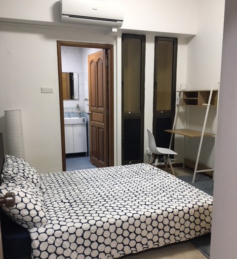 主人房 Room with Bathroom for rent at 建安大厦 Peace Mansions  - Bugis - Bedroom - Homates Singapore