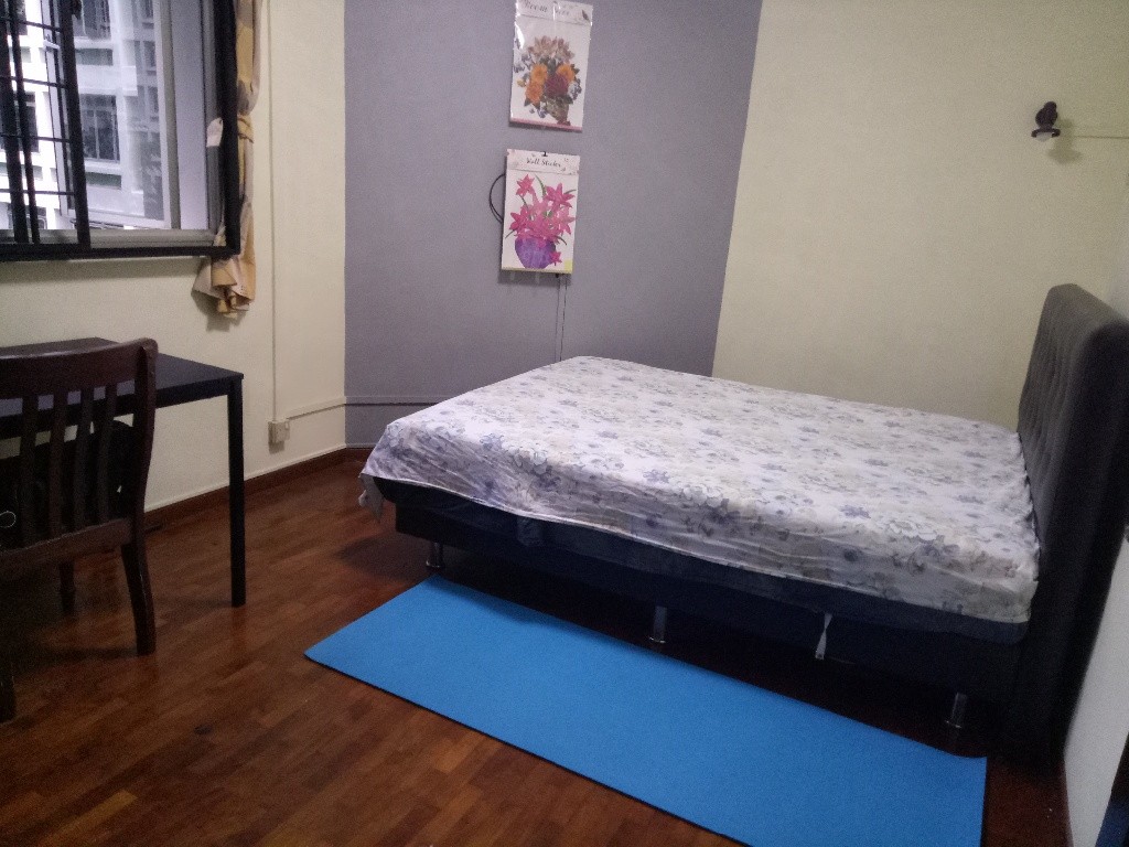 大巴窑**近地铁站**精品普通房**招一个人 - Toa Payoh 大巴窑 - 分租房间 - Homates 新加坡