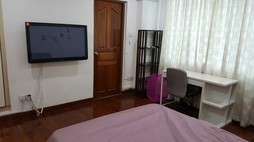 Masterbedroom at Orchard/Newton/Novena - Cavanagh House - Newton - Bedroom - Homates Singapore