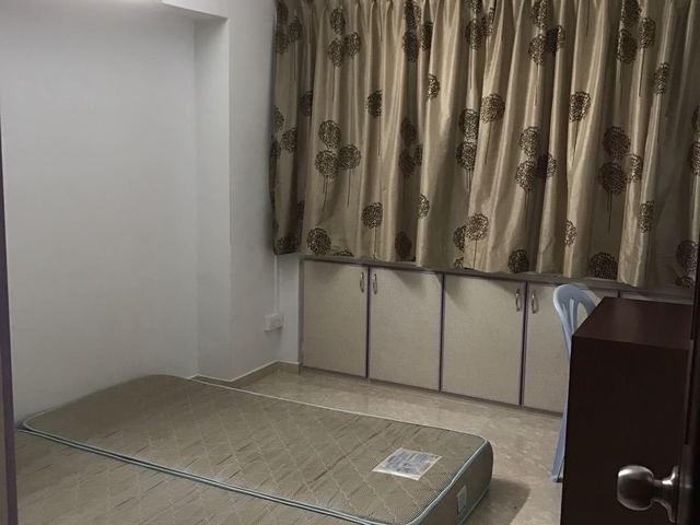 Large AC Room for Rent near Admiralty MRT - Admiralty - Bedroom - Homates Singapore