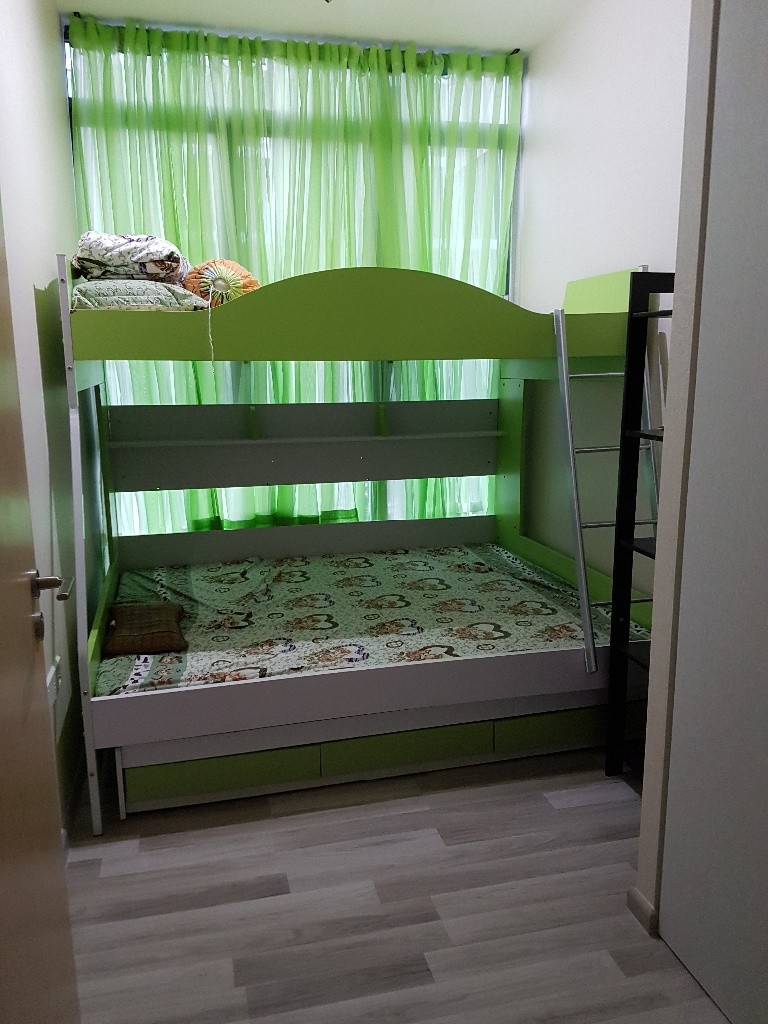 出租紫线Sengkang Mrt盛港/万国/榜鹅公寓女搭房/普通房出租 - Sengkang 盛港 - 分租房間 - Homates 新加坡