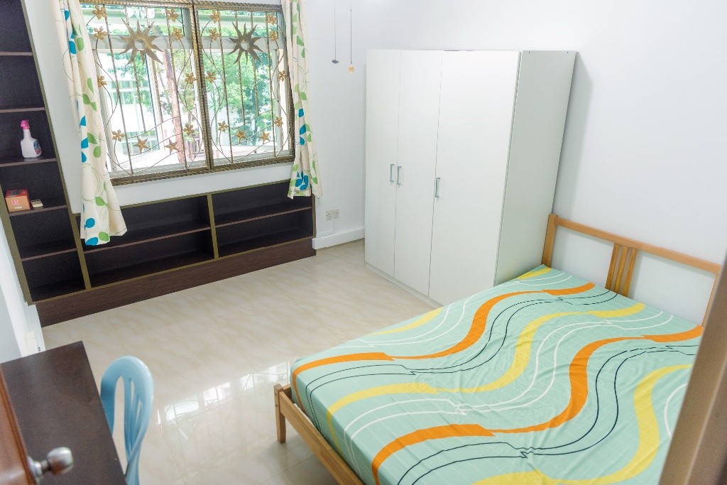 Punggol Blk 107B room for rent (young chinese family) - Punggol 榜鹅 - 分租房间 - Homates 新加坡