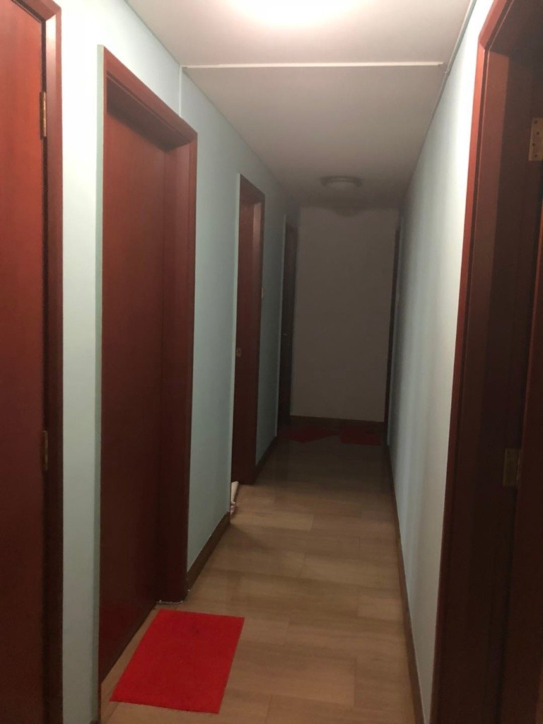 步行7分钟  实龙岗  地铁站  公寓小普通房  出租 - Serangoon - Bedroom - Homates Singapore