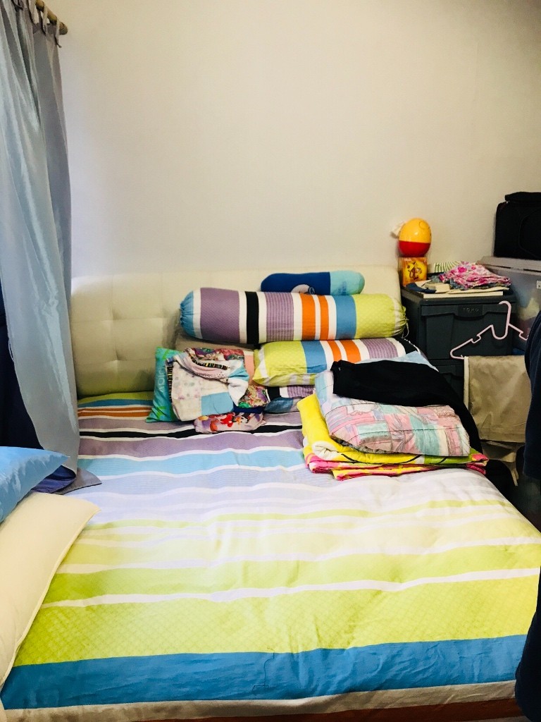 谈滨尼 单间出租近地铁和咖啡店 - Tampines 淡濱尼 - 分租房間 - Homates 新加坡