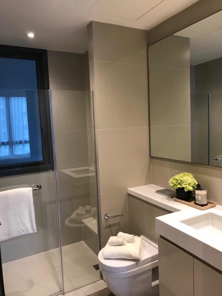 靠近义顺/卡迪 公寓普通房带大阳台 出租 - Yishun 義順 - 分租房間 - Homates 新加坡