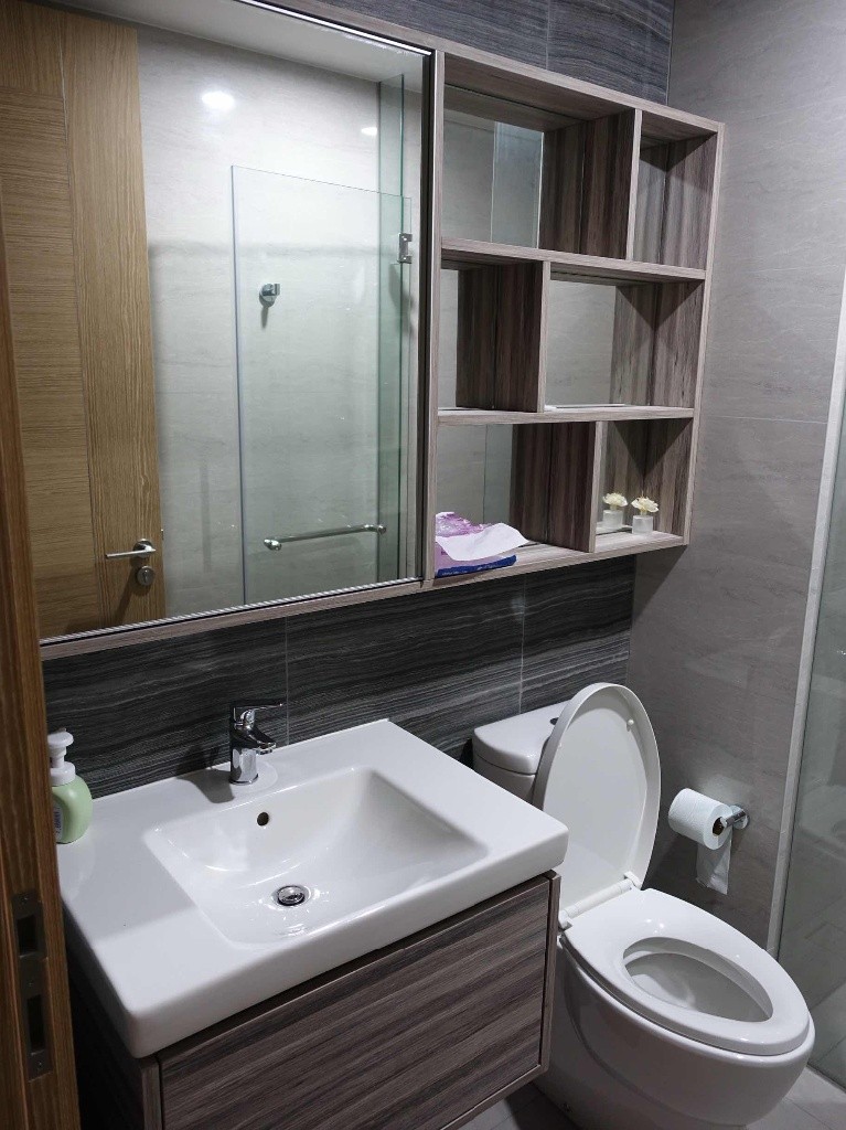 全新公寓coco palms 出租普通单间带独立洗手间 - Pasir Ris - Bedroom - Homates Singapore